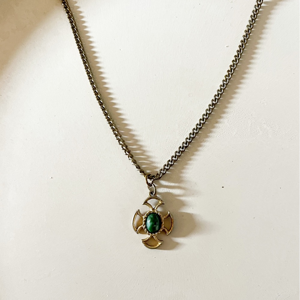 AVON Vintage Cross Necklace with Green Center Stone 16” Chain